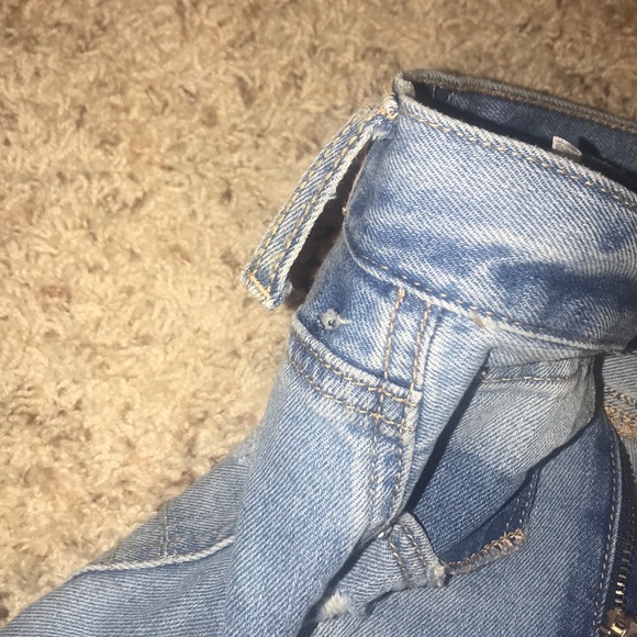 American Eagle mom jeans - Picture 3 of 3